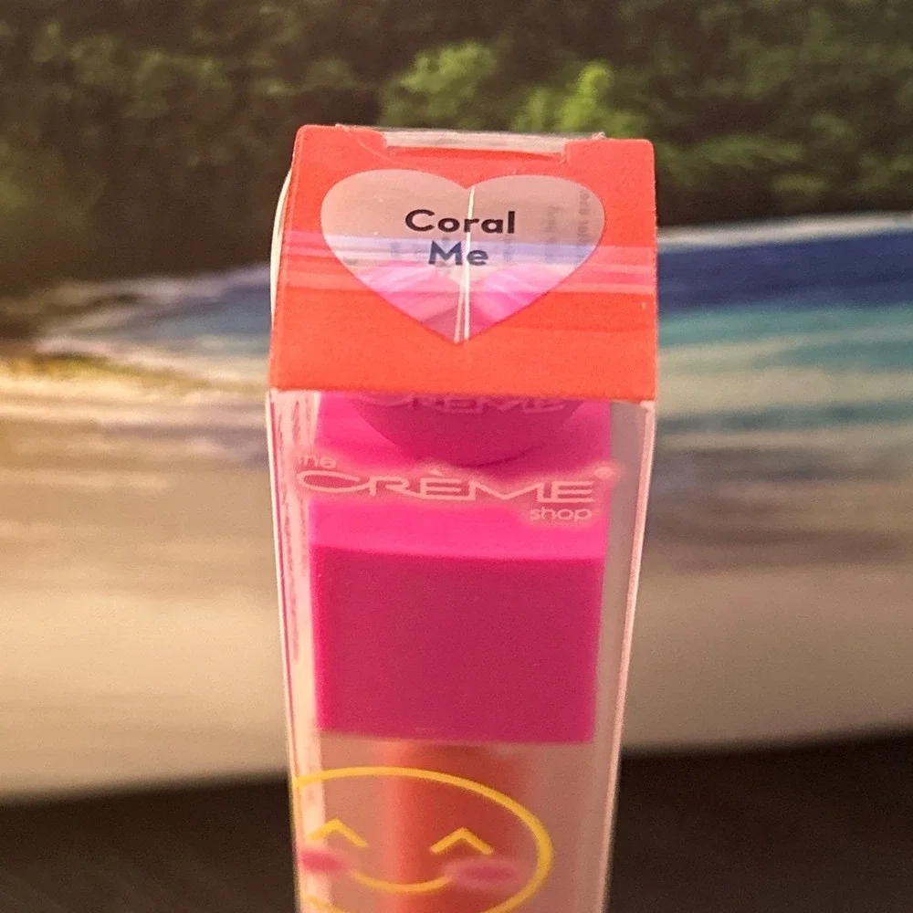 The Creme Shop Cheeky Liquid Blush Coral Me‎ Ultra Pigmented Long Lasting Blend